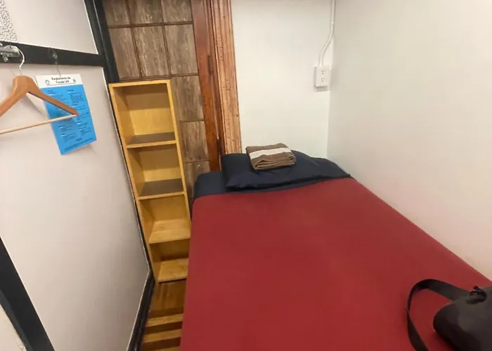Dormitorio, Roma Homestay *